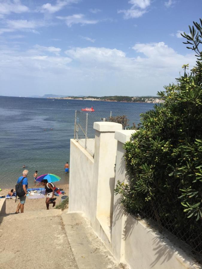 Marina Cap Negre: Beachfront With Sea View Terrace Apartment *