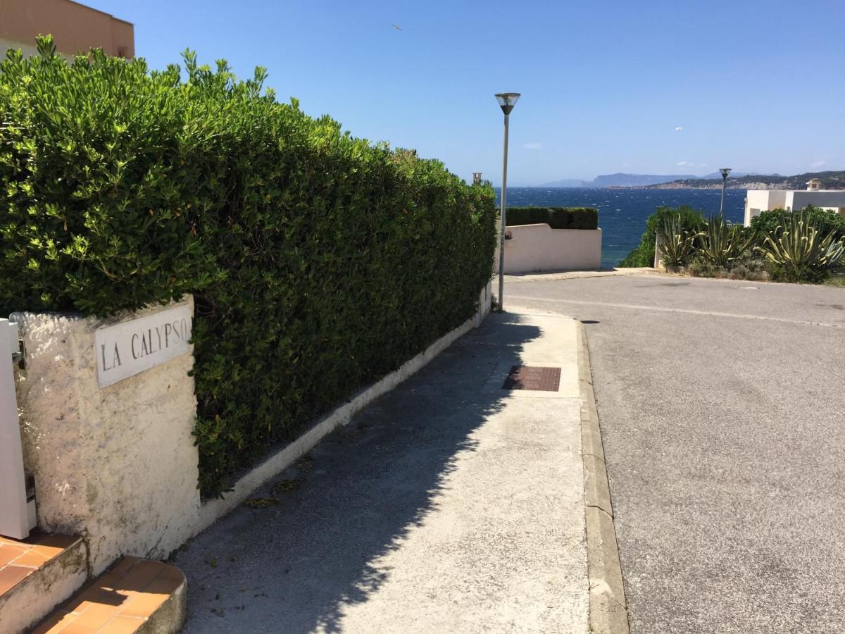 Marina Cap Negre: Beachfront With Sea View Terrace *