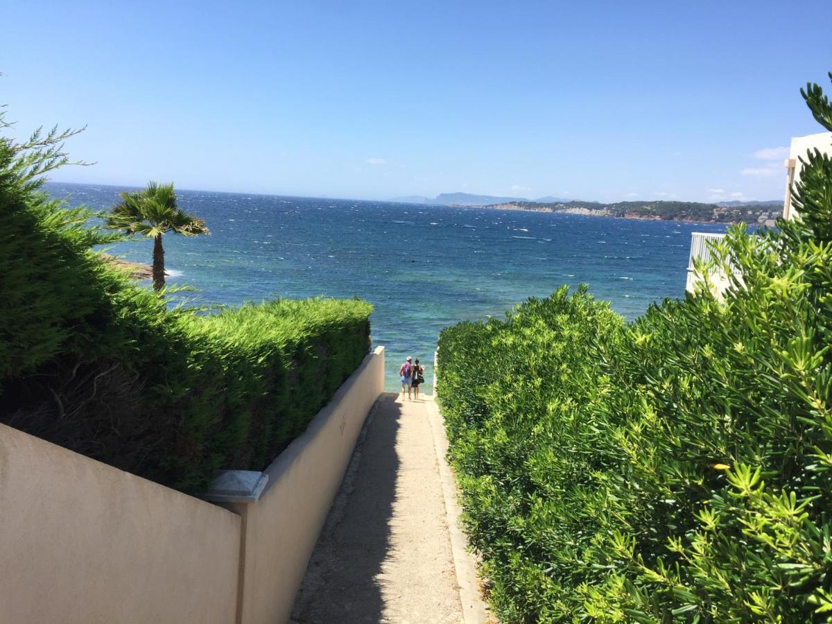 Marina Cap Negre: Beachfront With Sea View Terrace Six-Fours-les-Plages